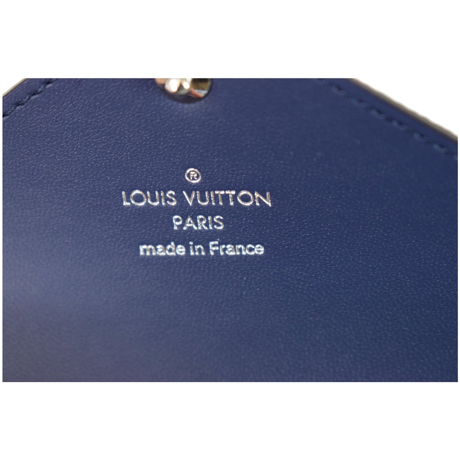 Louis Vuitton Blue Monogram Canvas Escale Kirigami Medium Pochette -  Yoogi's Closet