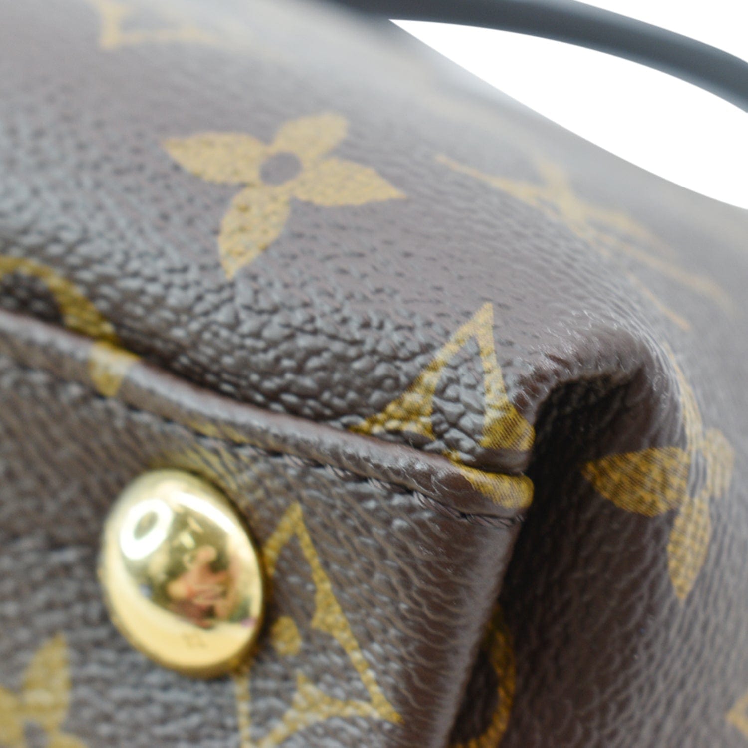 Louis Vuitton Scuba MM Shoulder Tote Bag - Farfetch