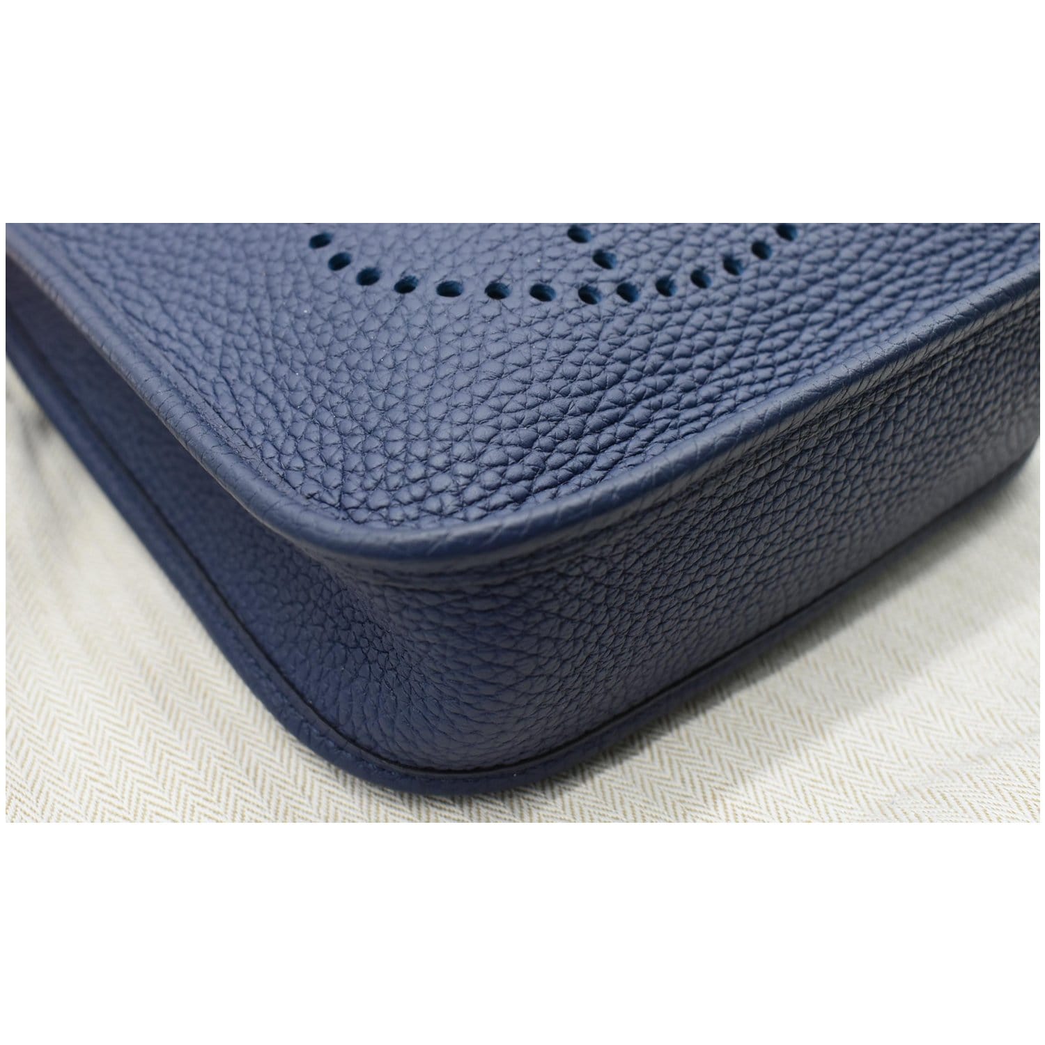 Hermès Evelyne TPM Shoulder Messenger Blue Electric Leather Cross Body –  Dyva's Closet
