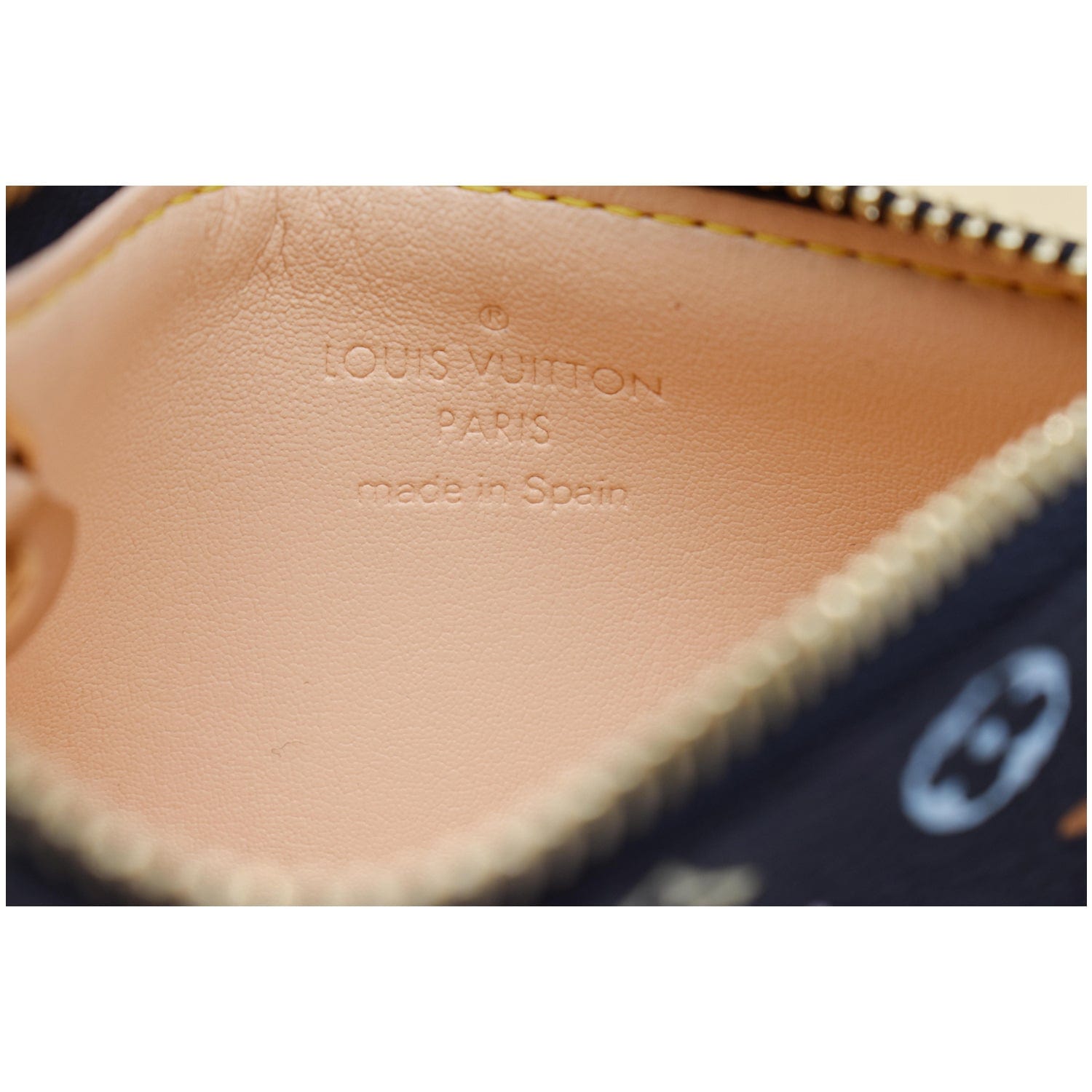 LOUIS VUITTON Pochette Cle Multicolor Key Pouch Case Coin Purse M92655