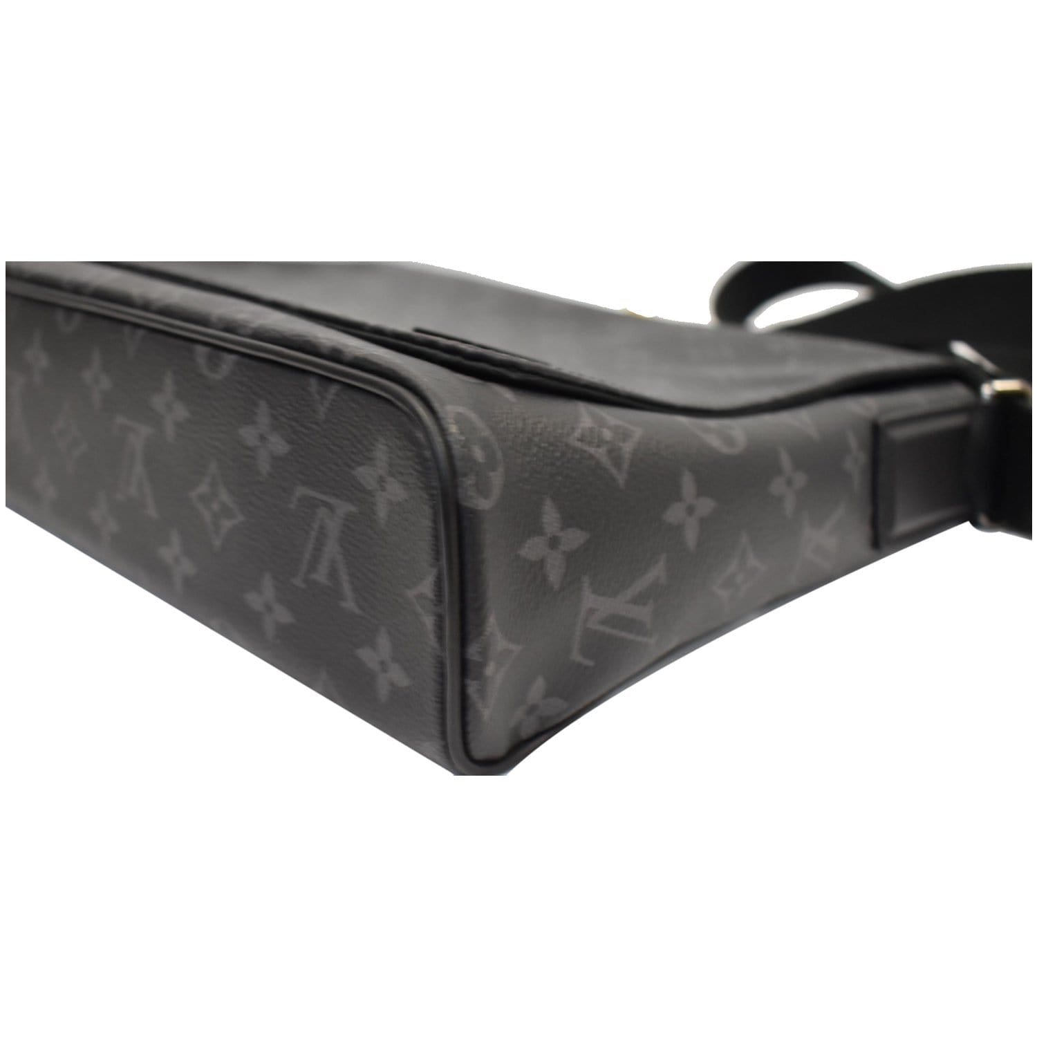 Louis Vuitton District PM Mono‹ Eclipse Messenger Bag｜TikTok Search