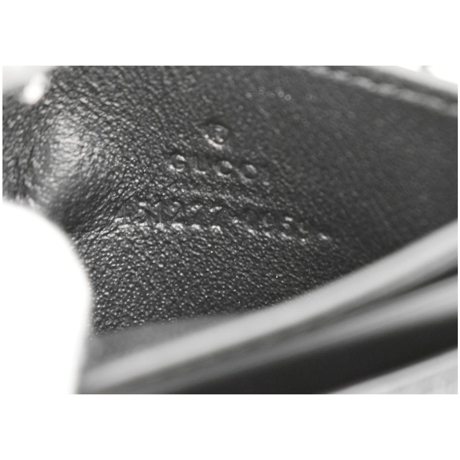 Gucci Kingsnake Print Shoulder Bag in Black