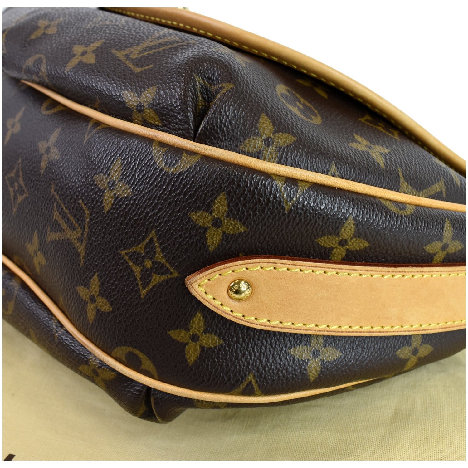 Louis Vuitton Discontinued Monogram Tulum Shoulder Bag s28lv21