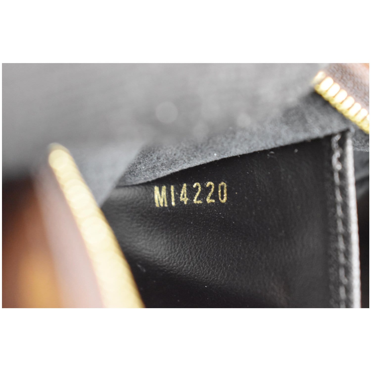 Louis Vuitton Giant Monogram Reverse Double Zip Pochette - 3 –
