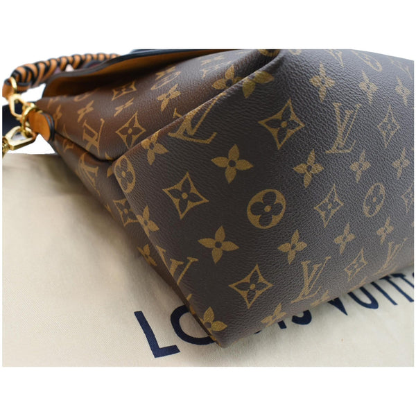 LOUIS VUITTON Beaubourg MM Monogram Canvas Shoulder Bag Brown