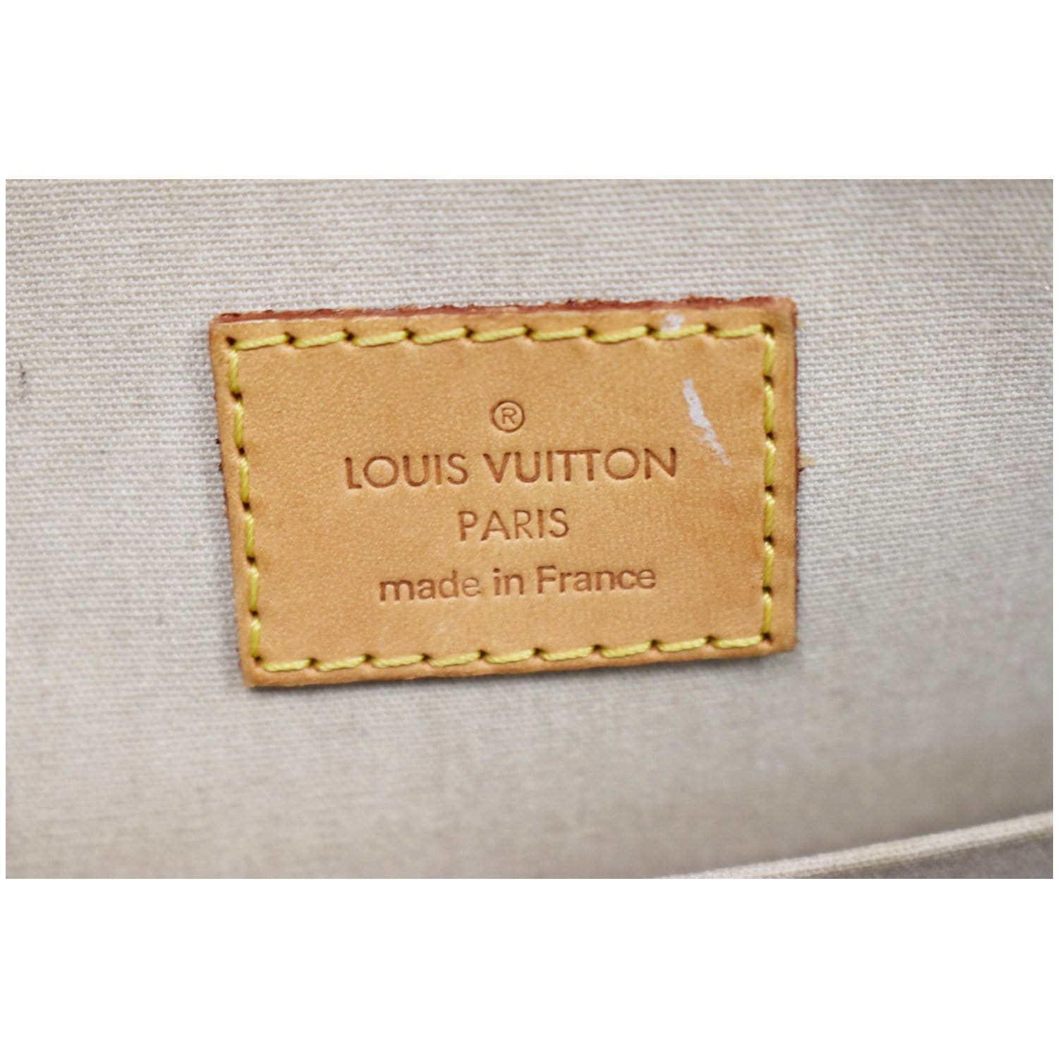 Louis Vuitton Vernis Sherwood Pm Blanc Corall - Reetzy