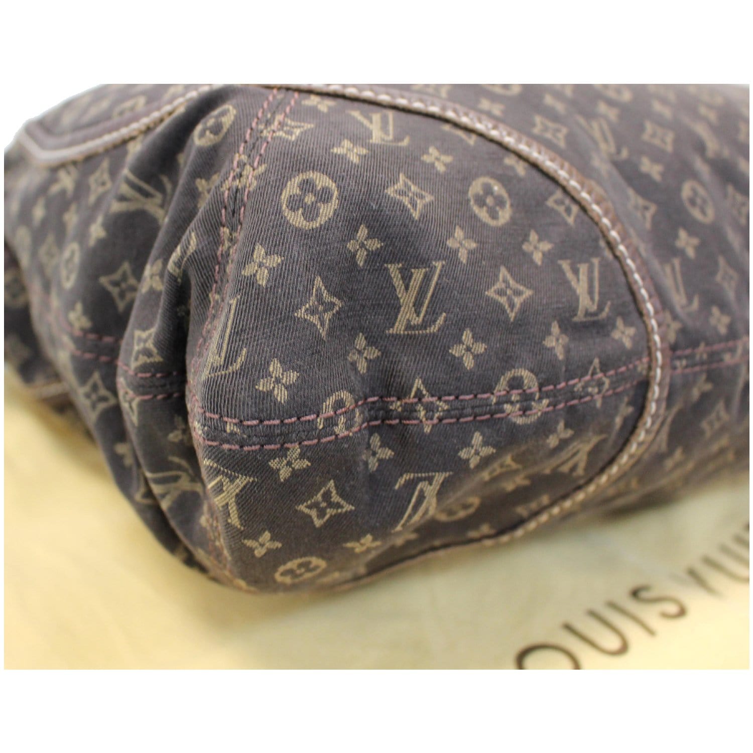 Louis Vuitton Platine Grey Monogram Mini Lin Idylle Manon MM Hobo Artsy Bag  8LV1105 Leather ref.414465 - Joli Closet