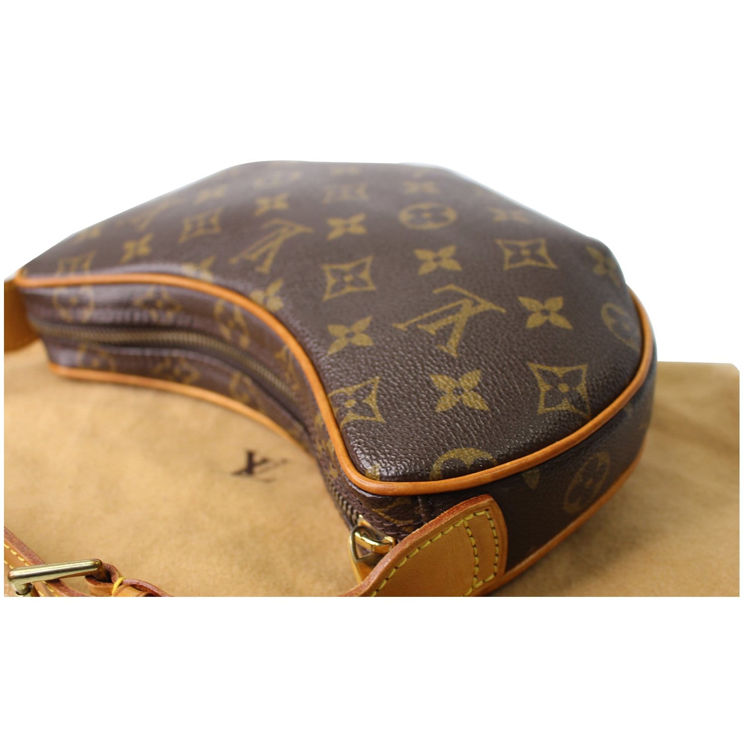 Louis Vuitton Monogram Croissant PM - Brown Shoulder Bags, Handbags -  LOU791815
