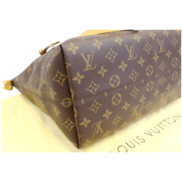 LOUIS VUITTON Iena MM Monogram Canvas Shoulder Bag