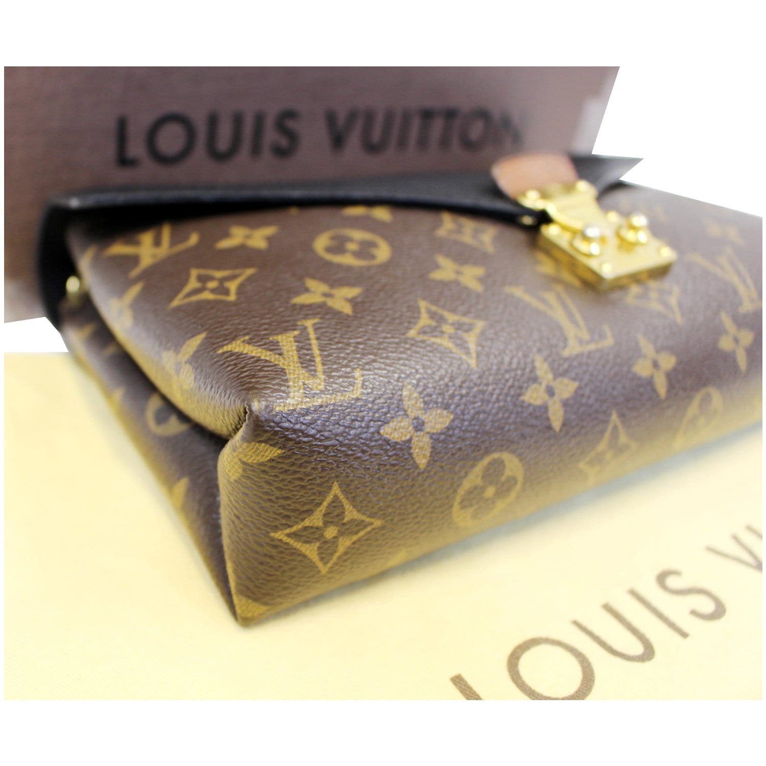 Louis Vuitton Crossbody Pallas Monogram Safran in Toile Canvas/Leather with  Gold-tone - GB