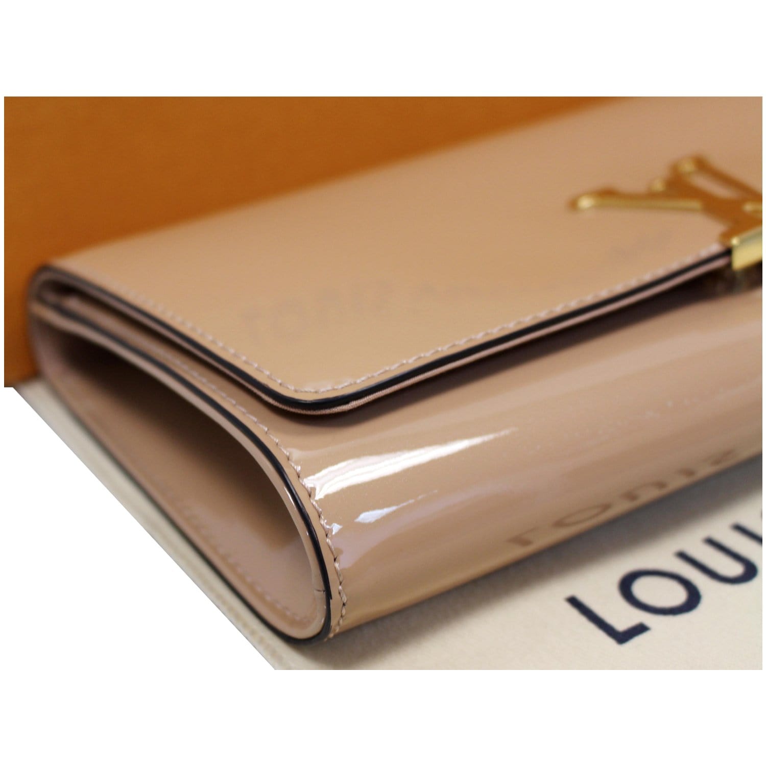 Louis Vuitton Louise Clutch Patent Long