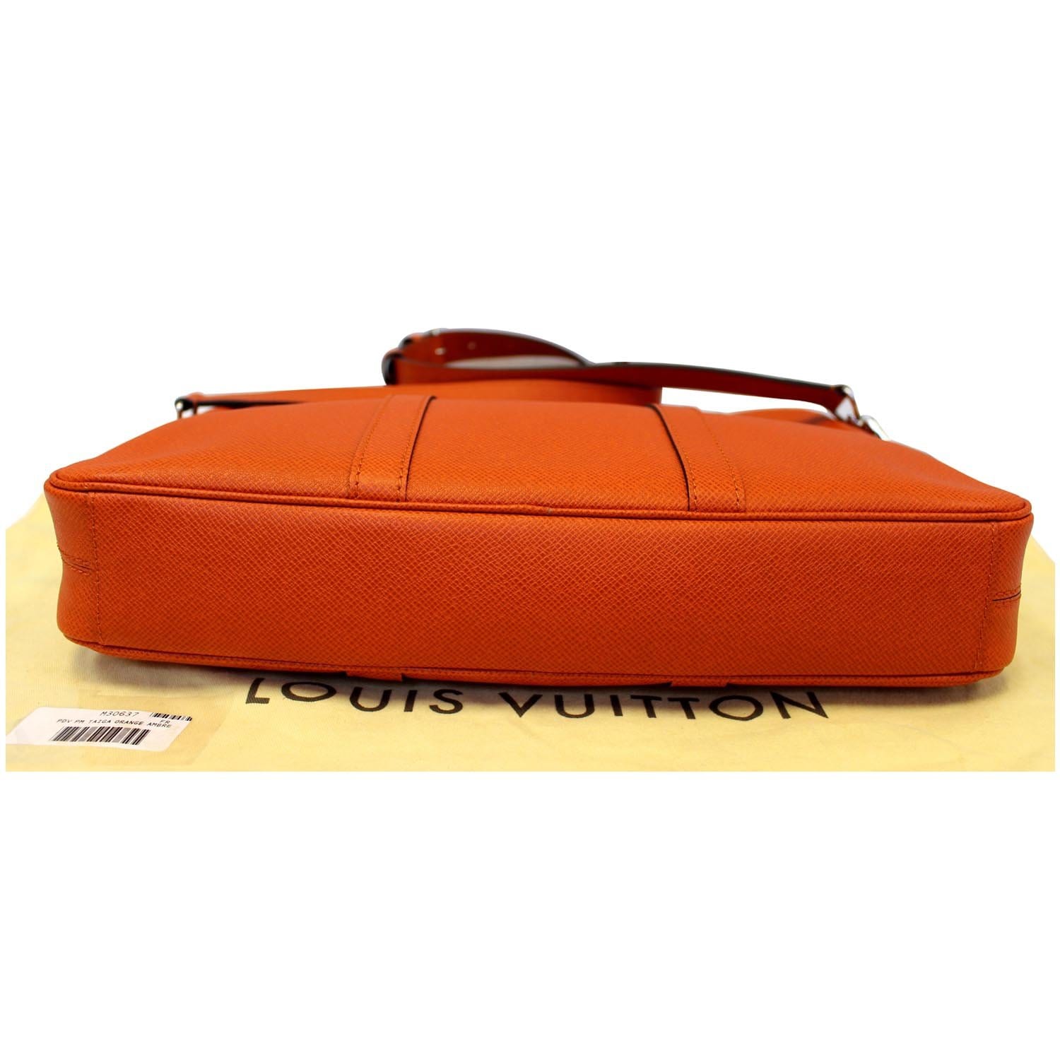 Louis Vuitton - Authenticated Passport Cover Small Bag - Leather Orange Plain for Men, Never Worn