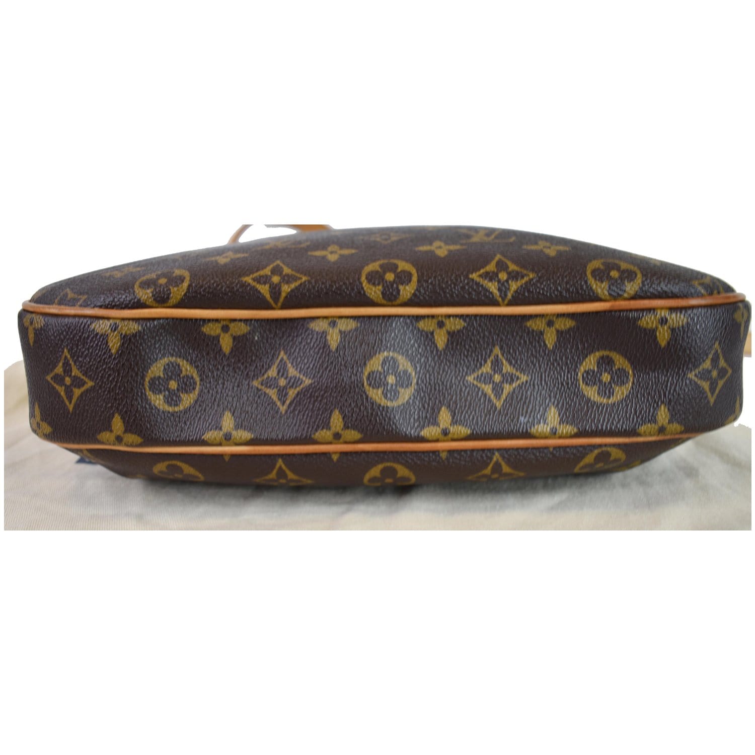 Only 261.90 usd for Louis Vuitton Monogram Odeon MM Online at the Shop