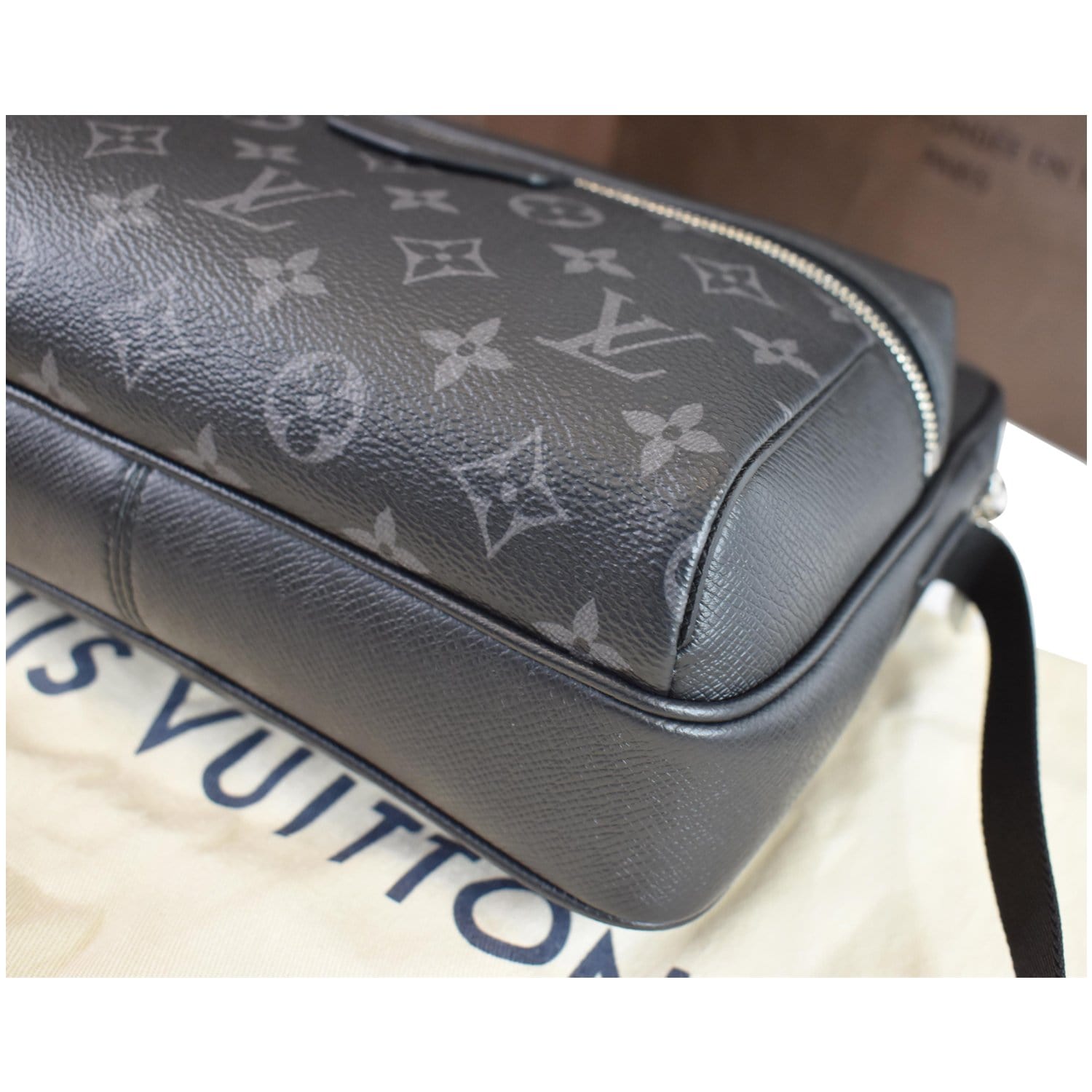 Louis Vuitton Eclipse Monogram Outdoor messenger Bag