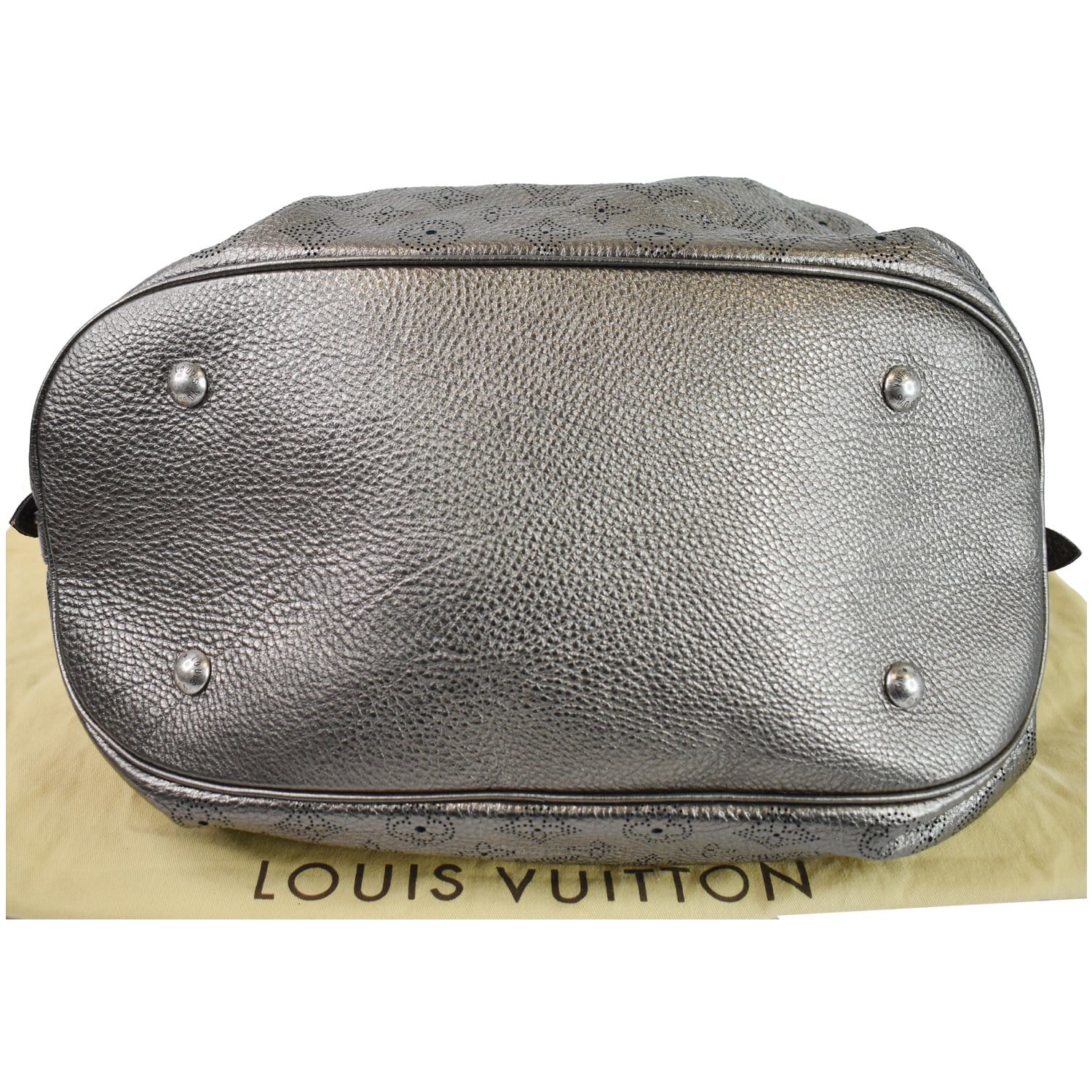 Authenticated Used Louis Vuitton LOUIS VUITTON XL Mahina Shoulder Bag  Monogram Gray Ladies 