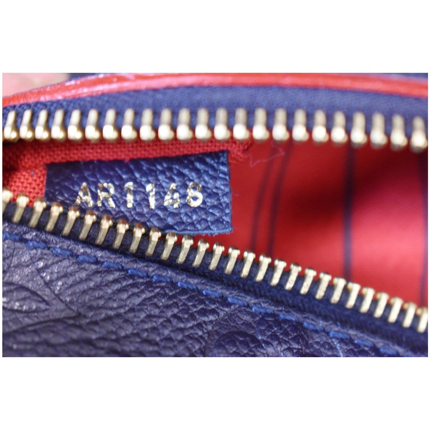 Metis cloth crossbody bag Louis Vuitton Blue in Fabric - 33994569