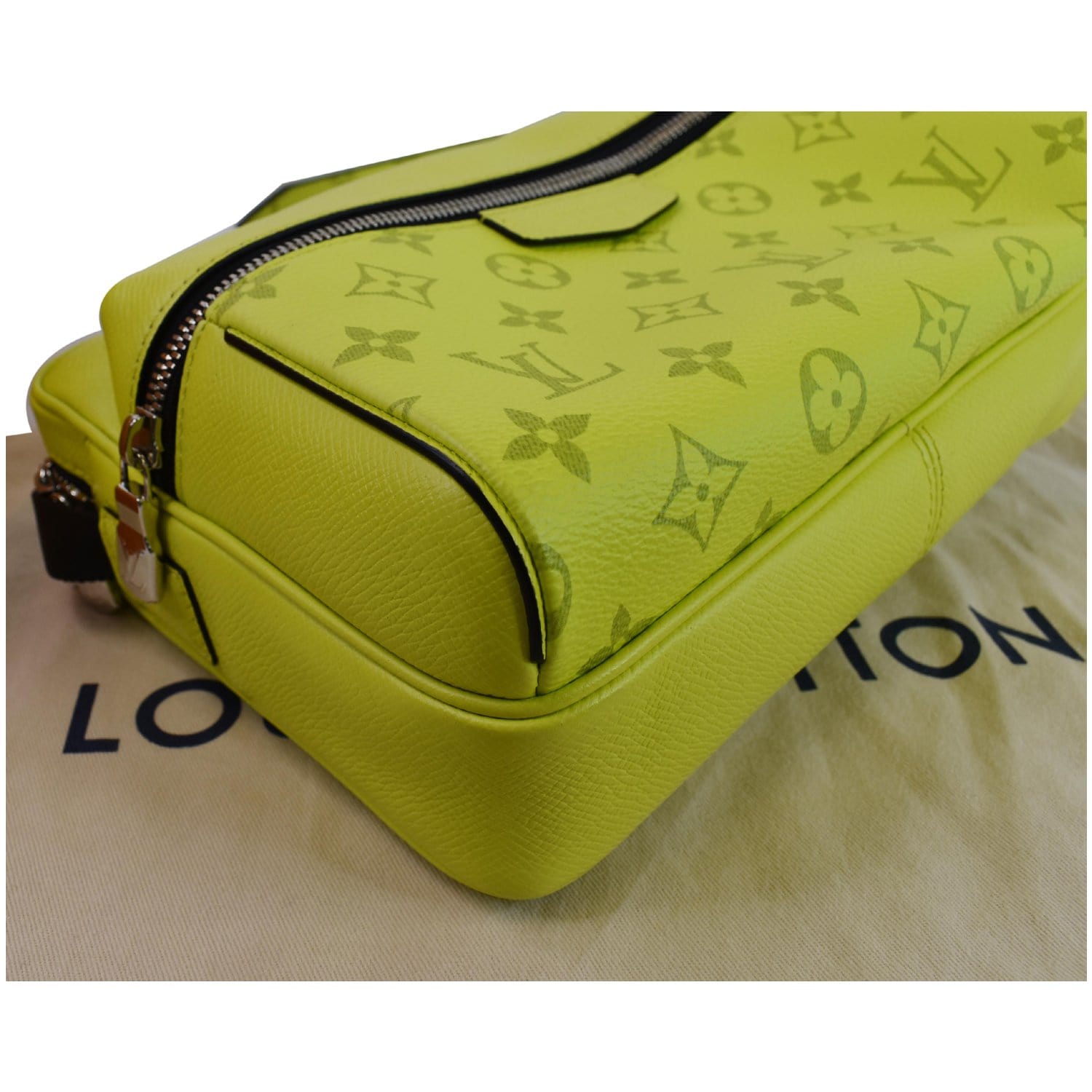 Louis Vuitton Outdoor Messenger Bag Monogram Taigarama Yellow 240013299