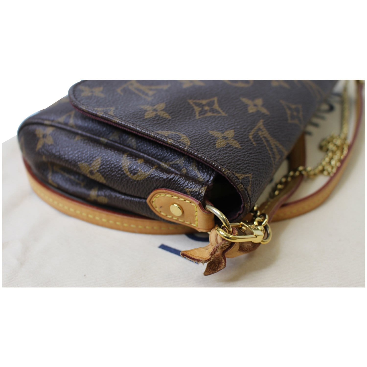 Favorite cloth crossbody bag Louis Vuitton Brown in Fabric - 27685052