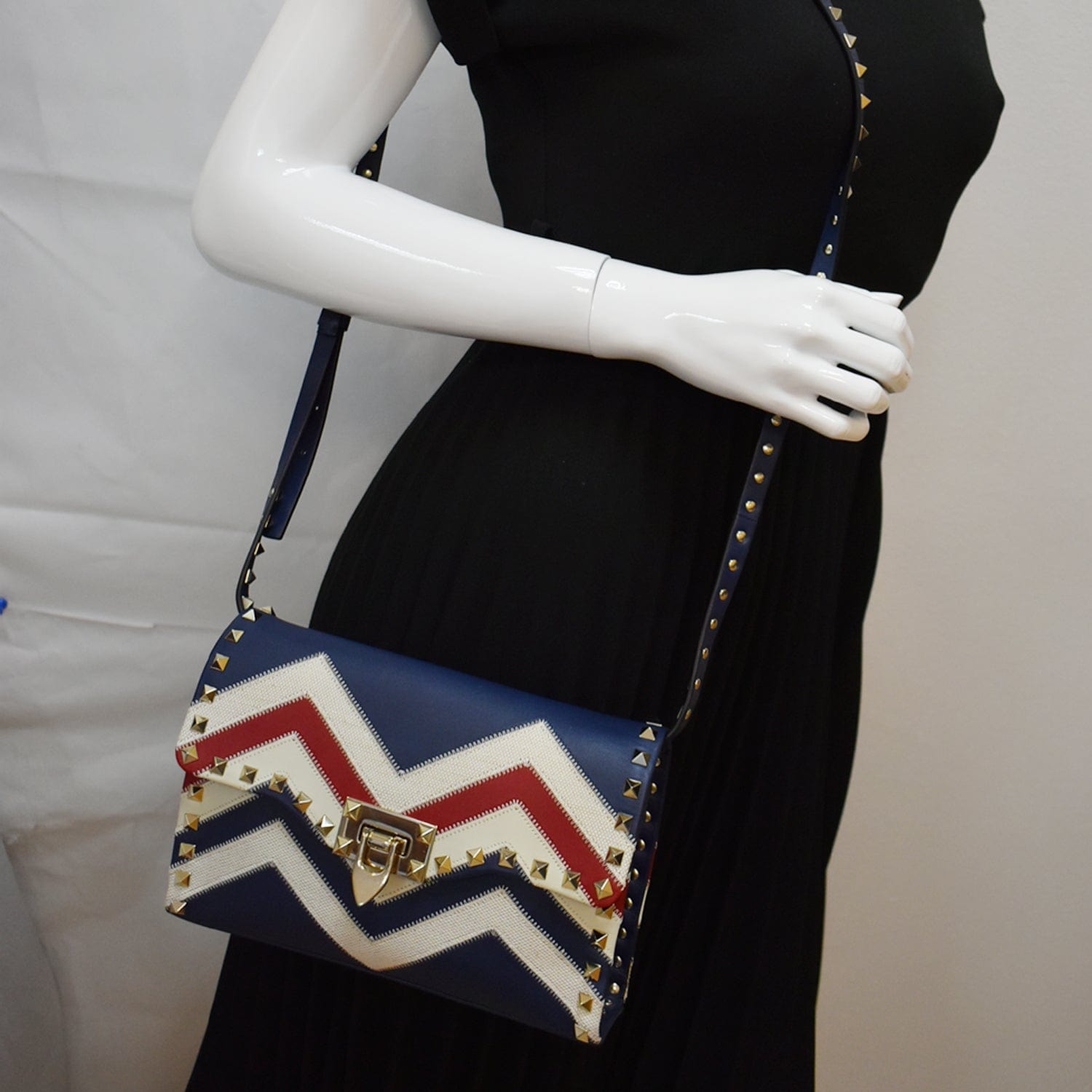 Valentino Garavani Rockstud Mini Bags & Handbags for Women, Authenticity  Guaranteed