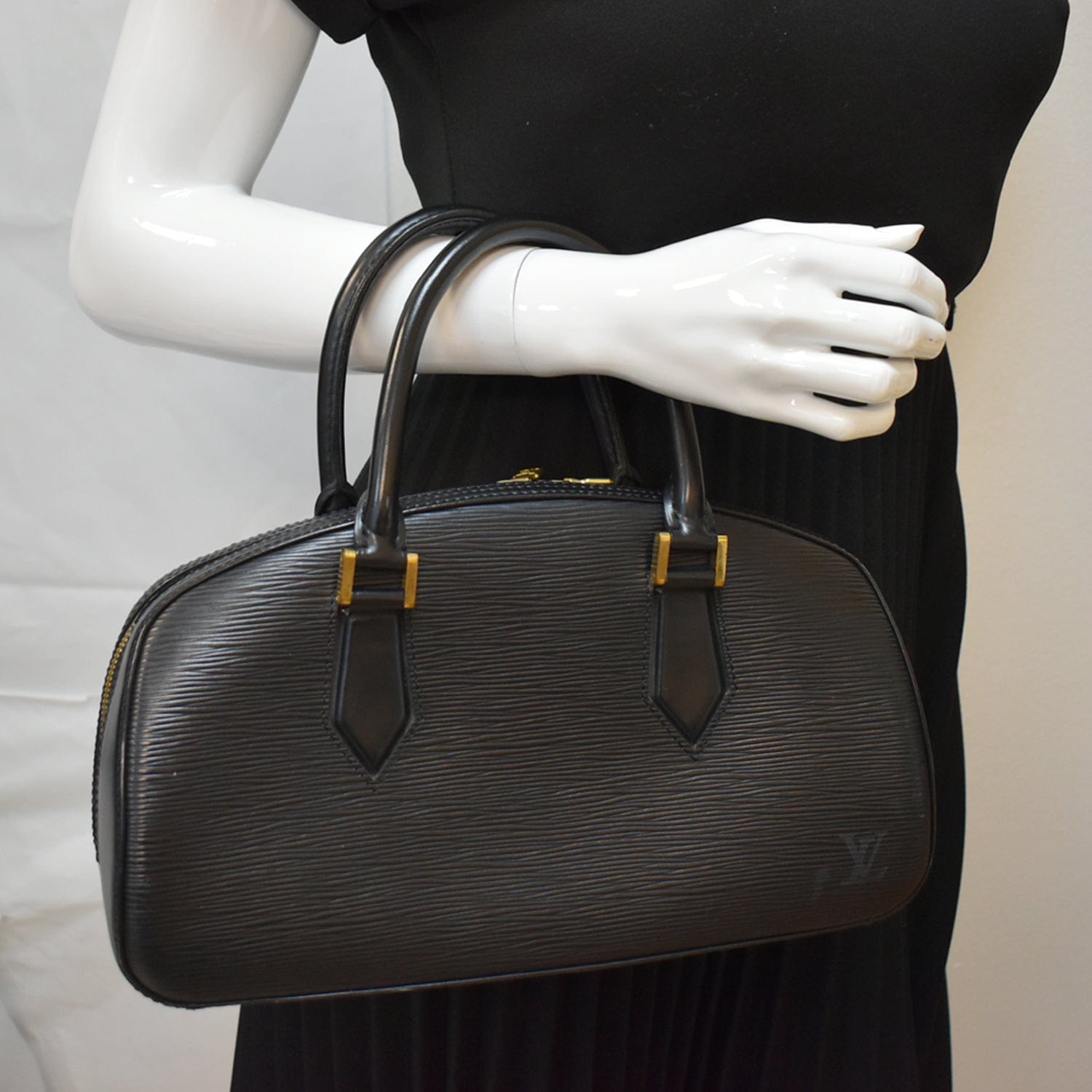 Second Hand Louis Vuitton Jasmin Bags