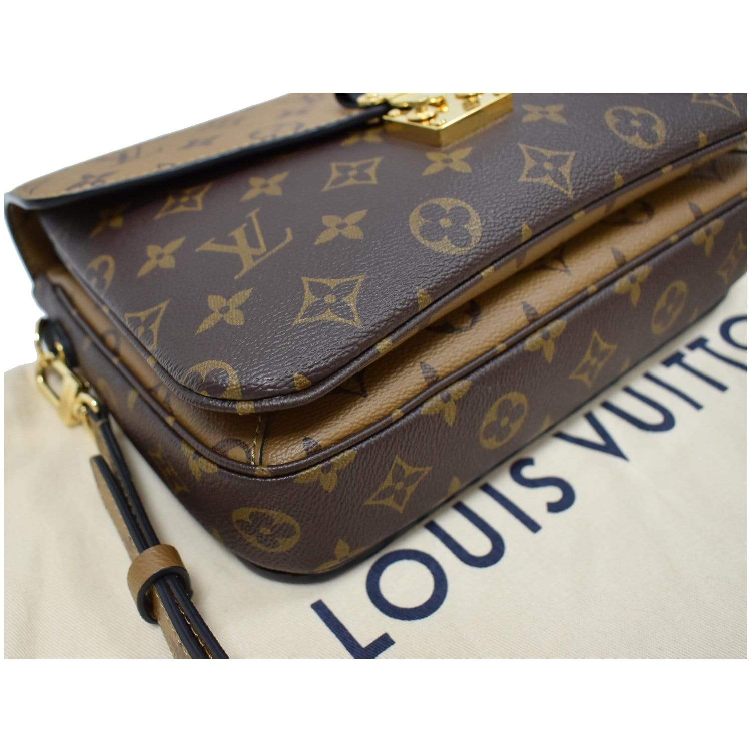 Metis cloth crossbody bag Louis Vuitton Brown in Cloth - 25251260