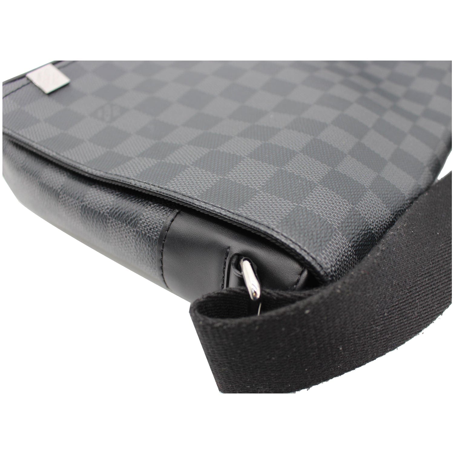 Louis Vuitton Damier Graphite District GM N41271 Shoulder Bag #11347