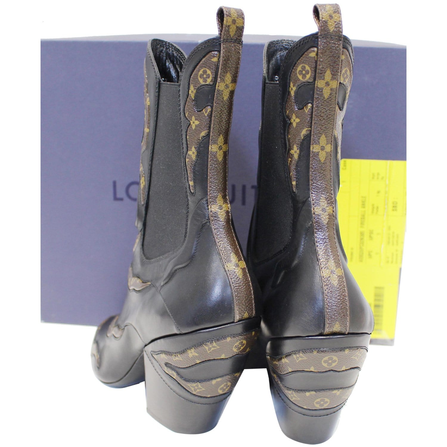 Louis Vuitton Mocha Leather Queen Ankle Boots Size 38 Louis