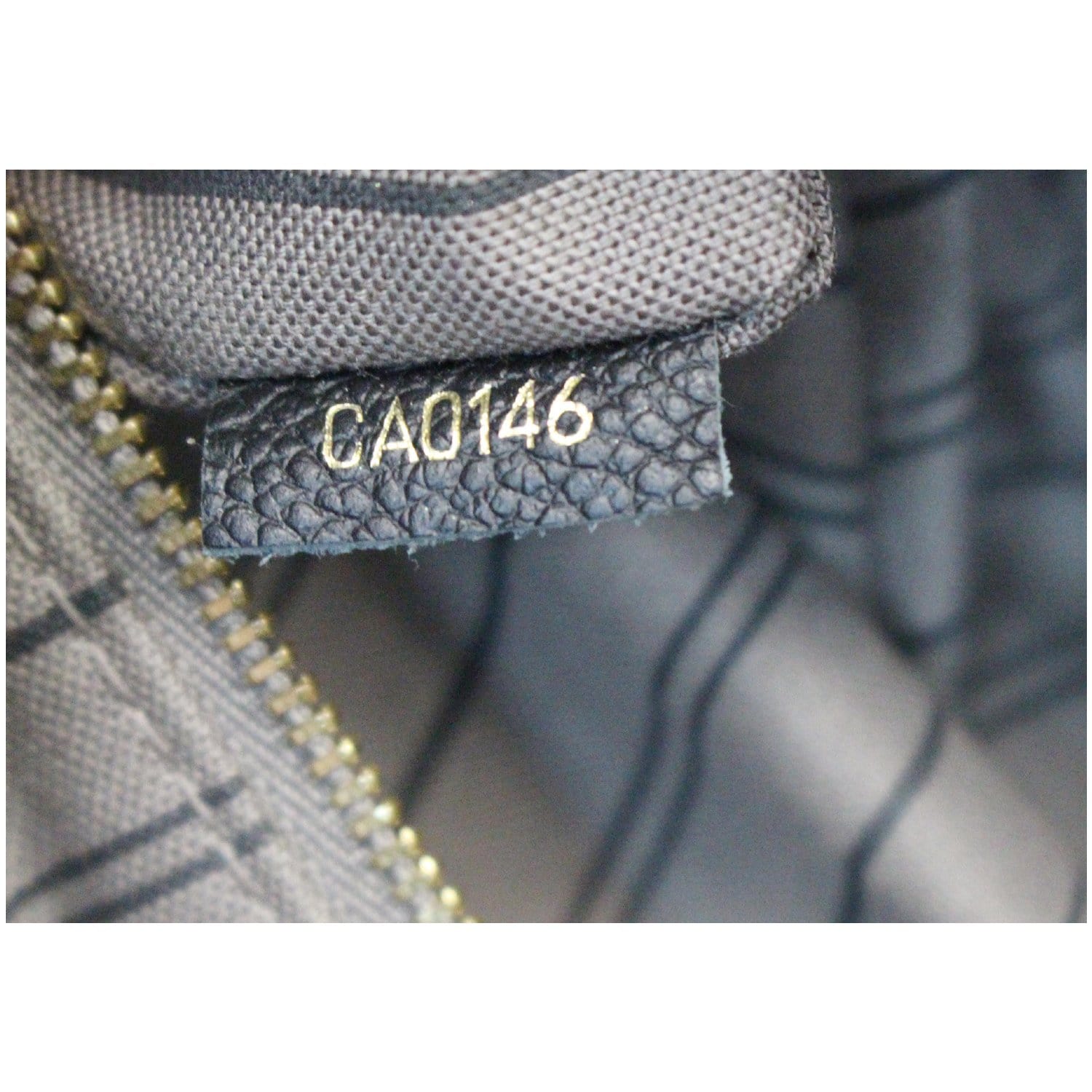 Louis Vuitton - Authenticated Artsy Handbag - Leather Black Plain for Women, Good Condition