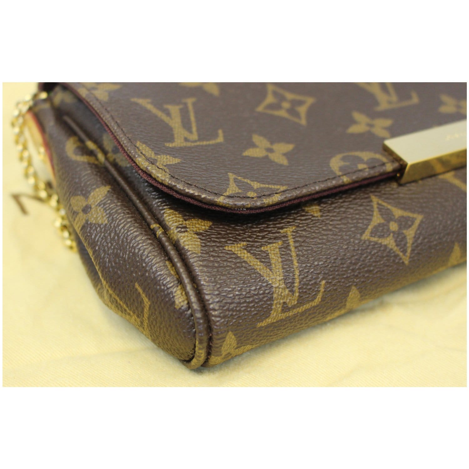 Favorite cloth crossbody bag Louis Vuitton Brown in Cloth - 34176496