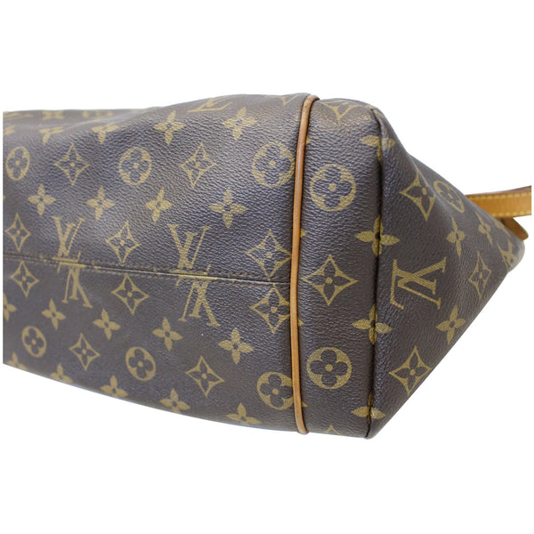 Louis Vuitton Totally MM Monogram Canvas Shoulder Handbag-US