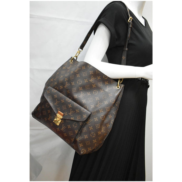 LOUIS VUITTON Metis Monogram Canvas Hobo Shoulder Bag Brown