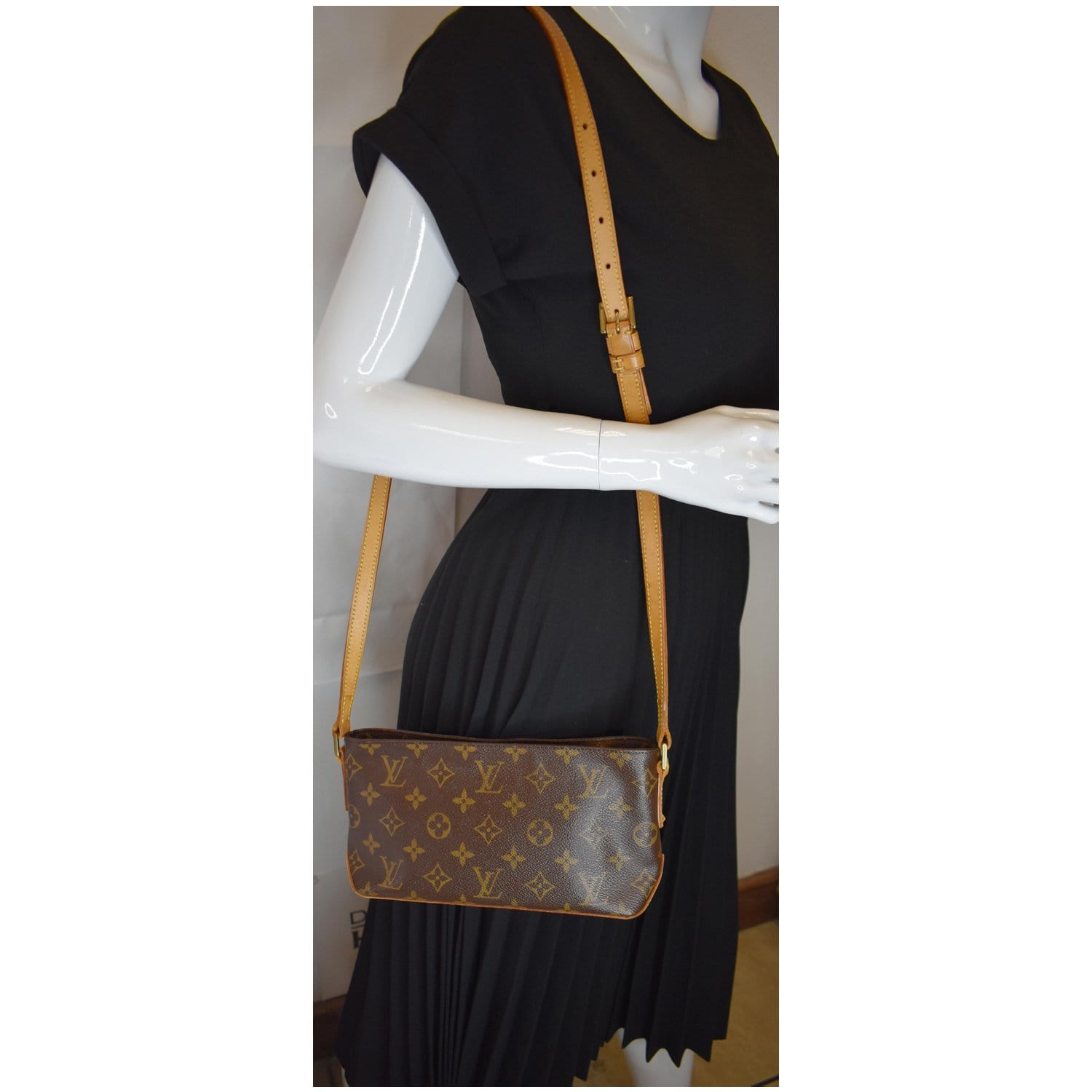 Buy Louis Vuitton Trotteur Handbag Monogram Canvas Brown 180606
