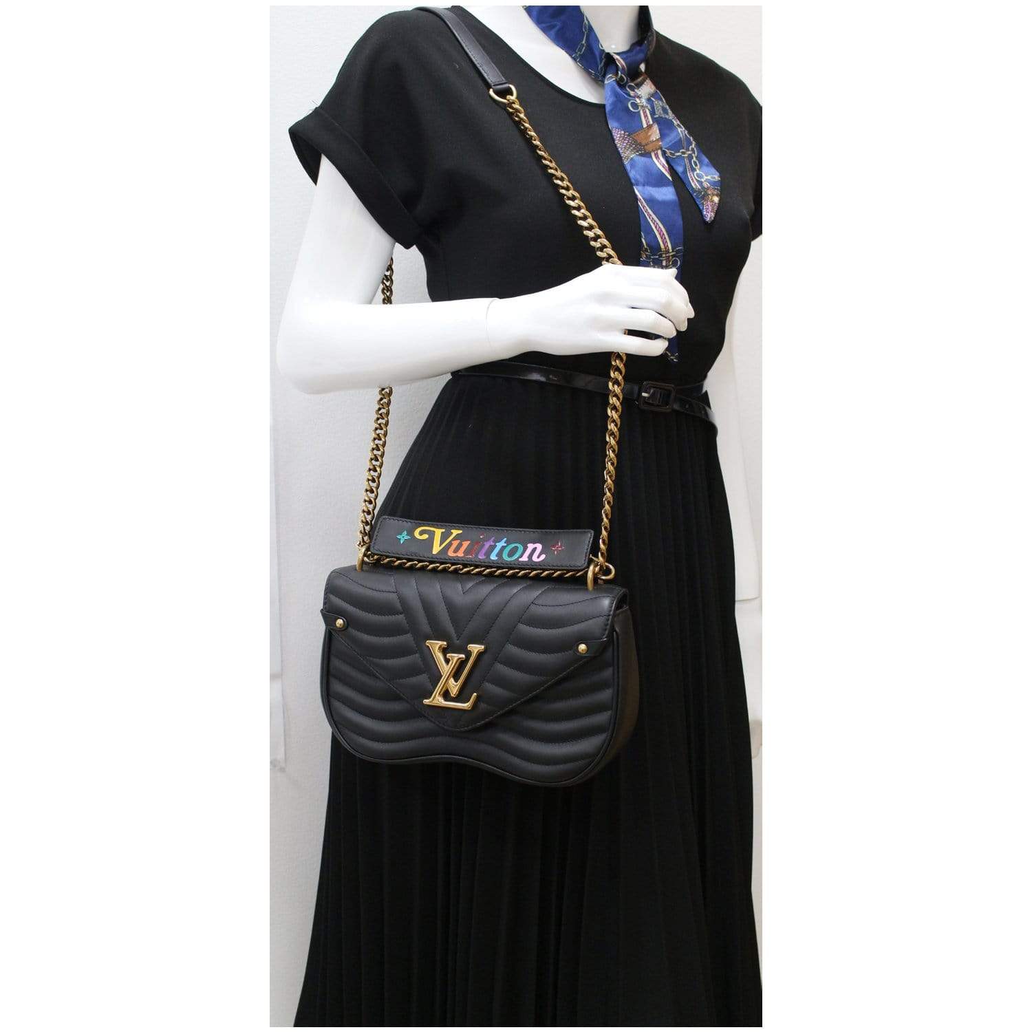 Louis Vuitton New Wave chain bag PM - Vitkac shop online