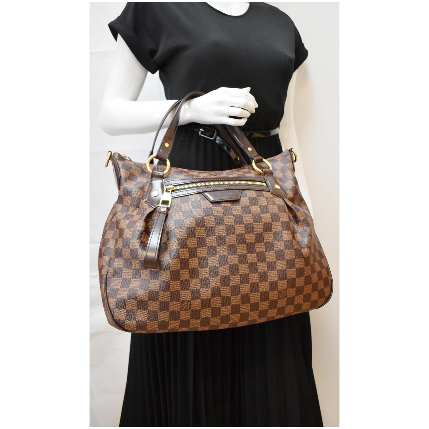 Louis Vuitton evora Mm Damier Ebene, Luxury, Bags & Wallets on