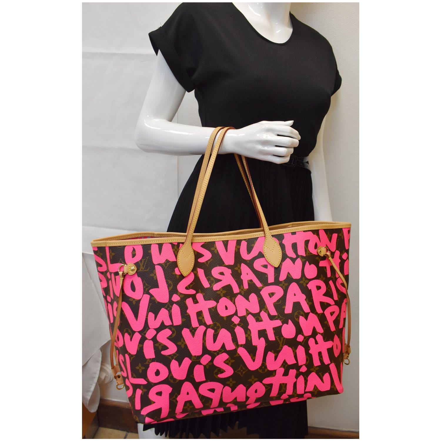 Louis Vuitton Louis Vuitton Pink Canvas Inventeur Tote Hand Bag