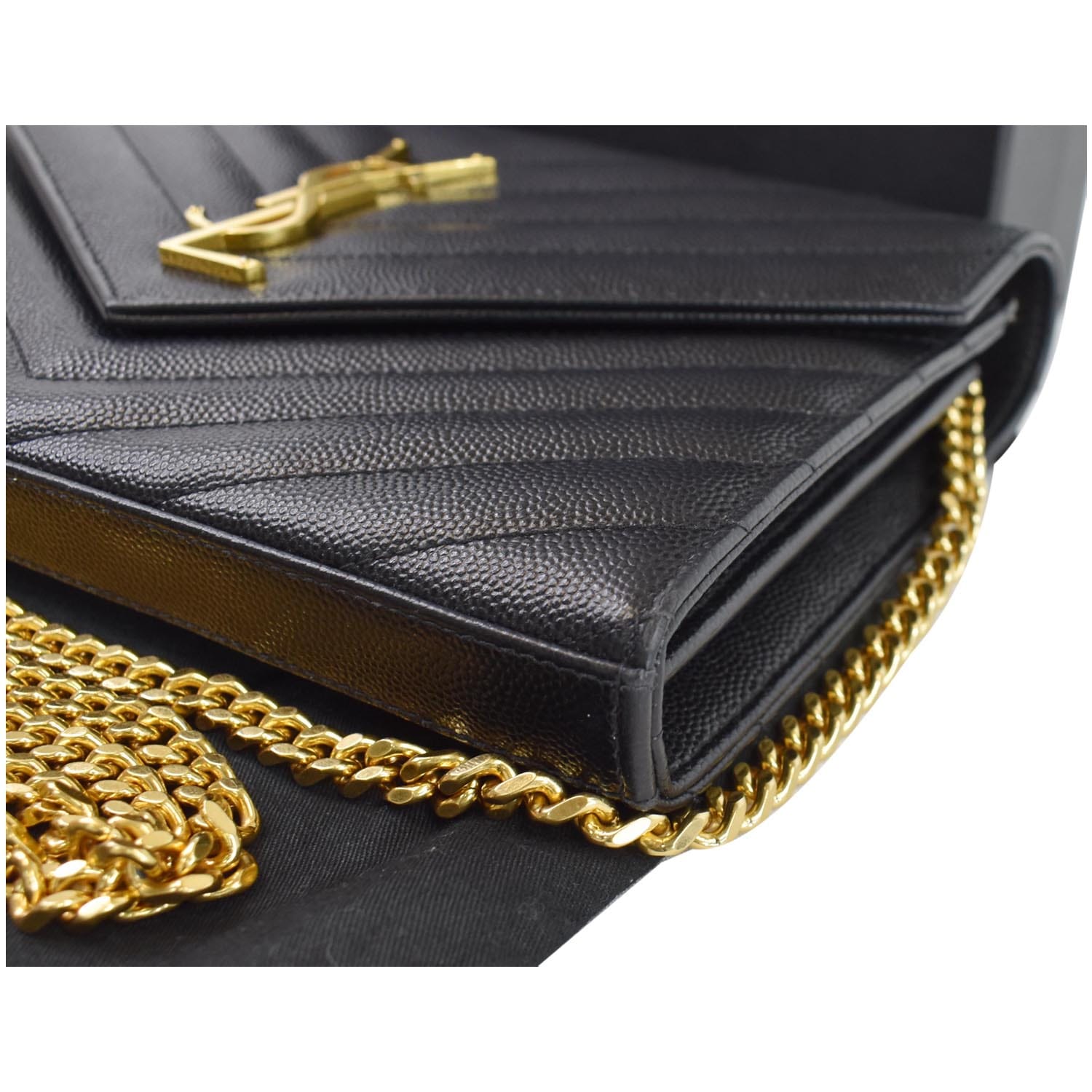 Medium Grain de Poudre Envelope Wallet on Chain in Black