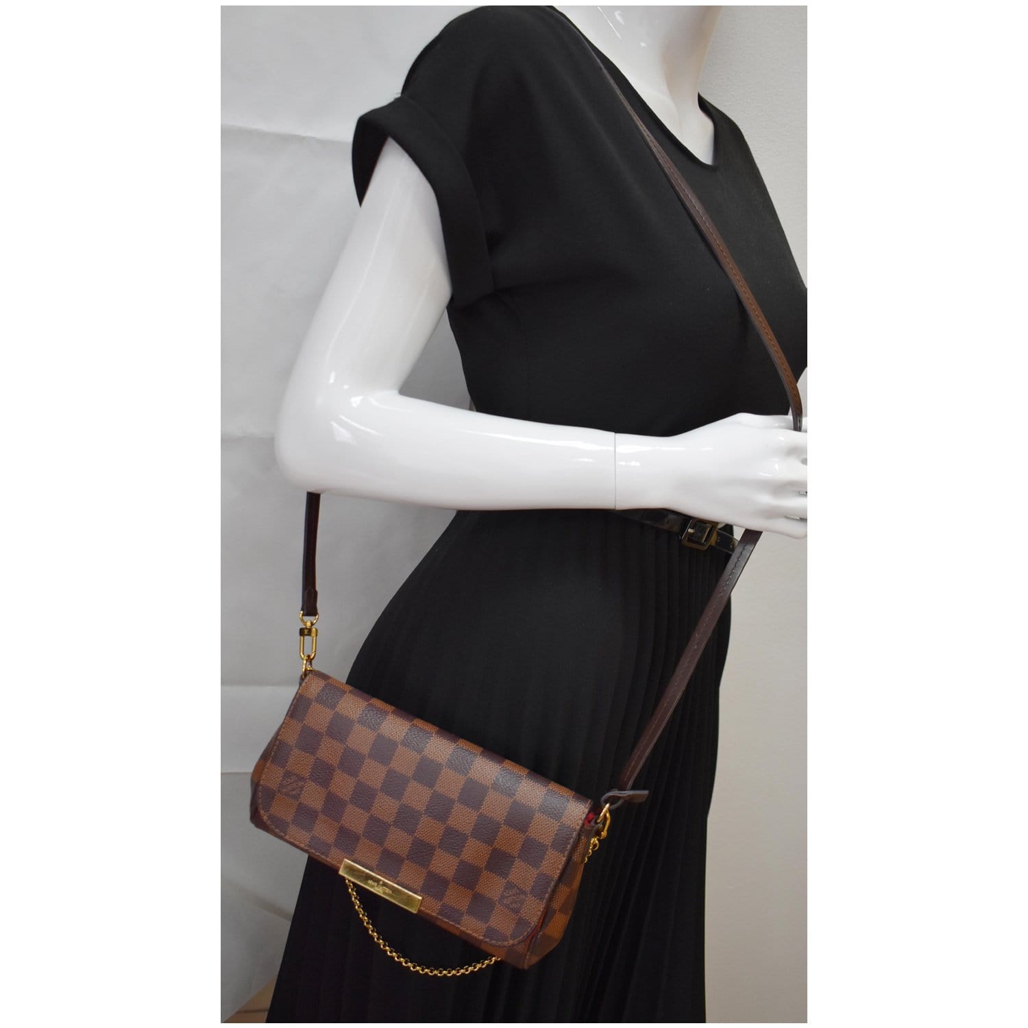 Louis Vuitton 2017 Pre-owned Damier Ebene Alma Bb Handbag - Brown