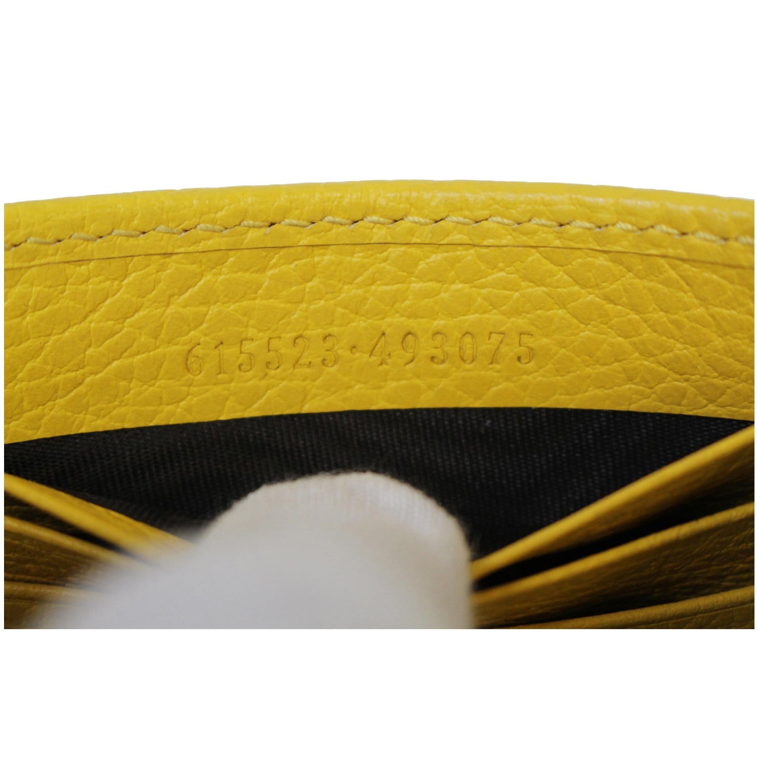 Interlocking leather crossbody bag Gucci Yellow in Leather - 32450062