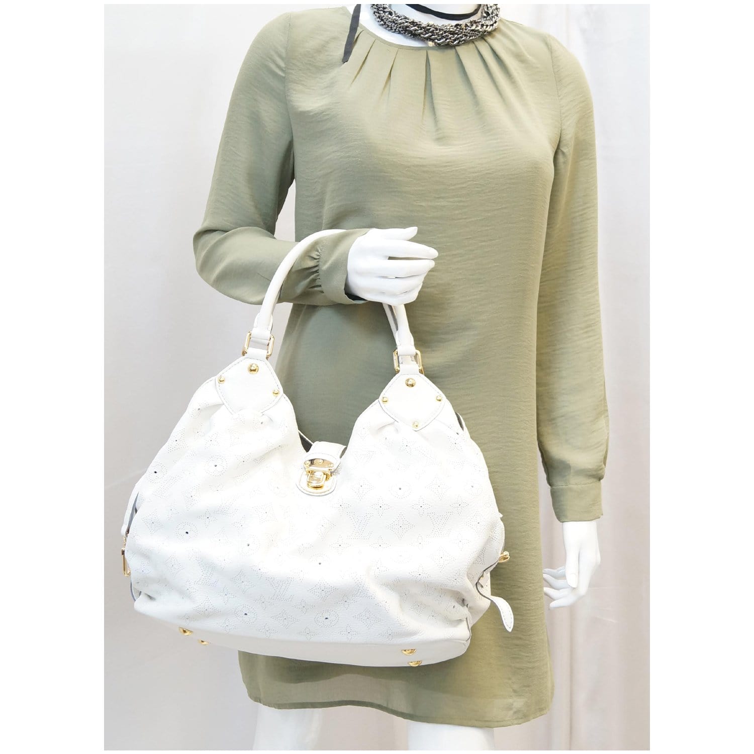 Louis Vuitton White Monogram Mahina L Bag For Sale at 1stDibs