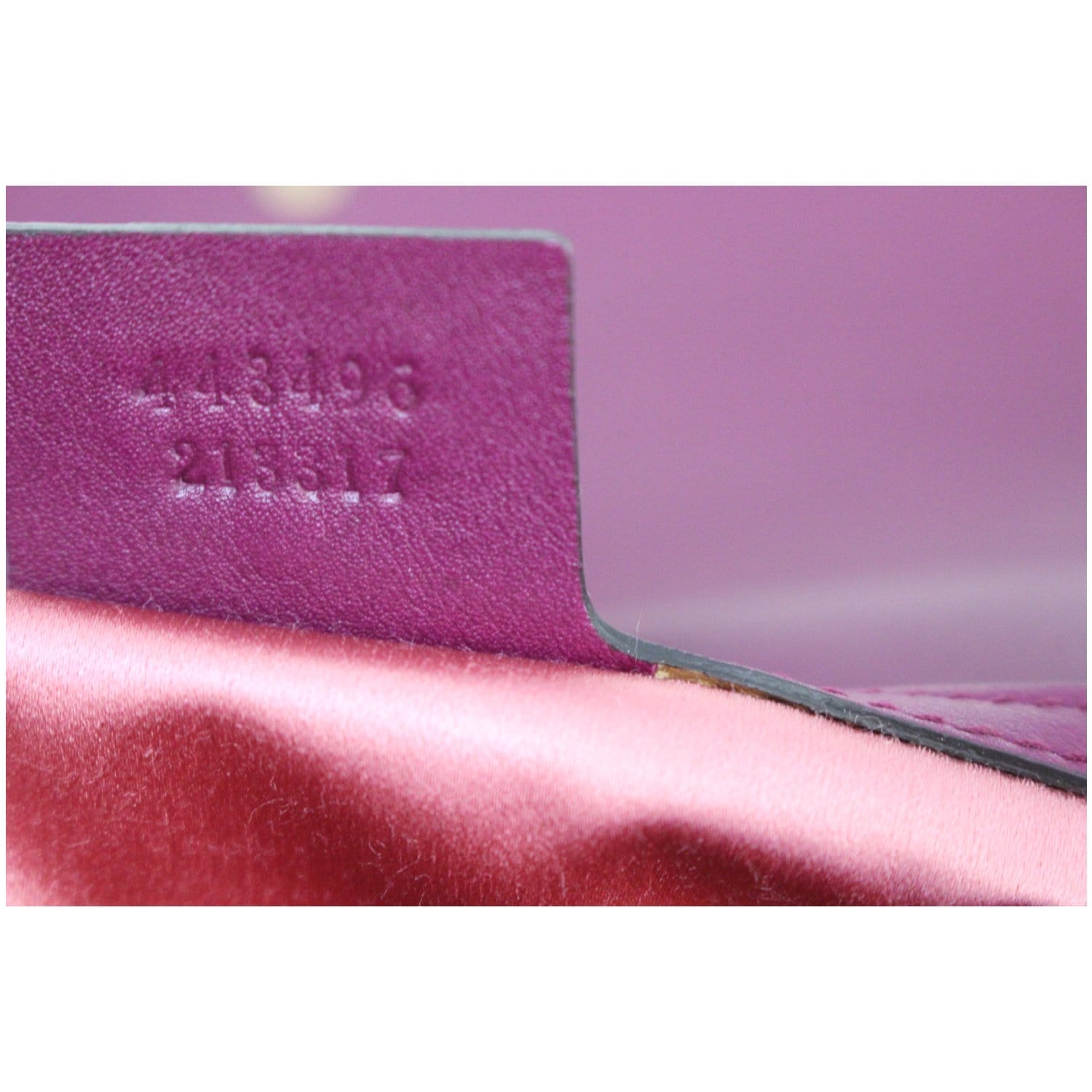GUCCI Velvet Matelasse Medium GG Marmont Rubin Purple Velvet Bag