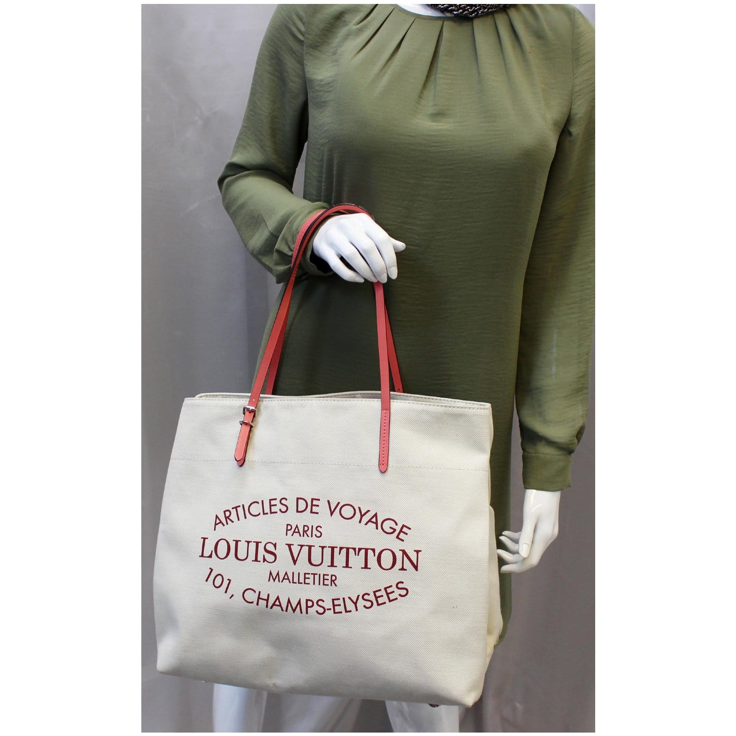 Louis Vuitton - Articles de Voyage Textile Bag