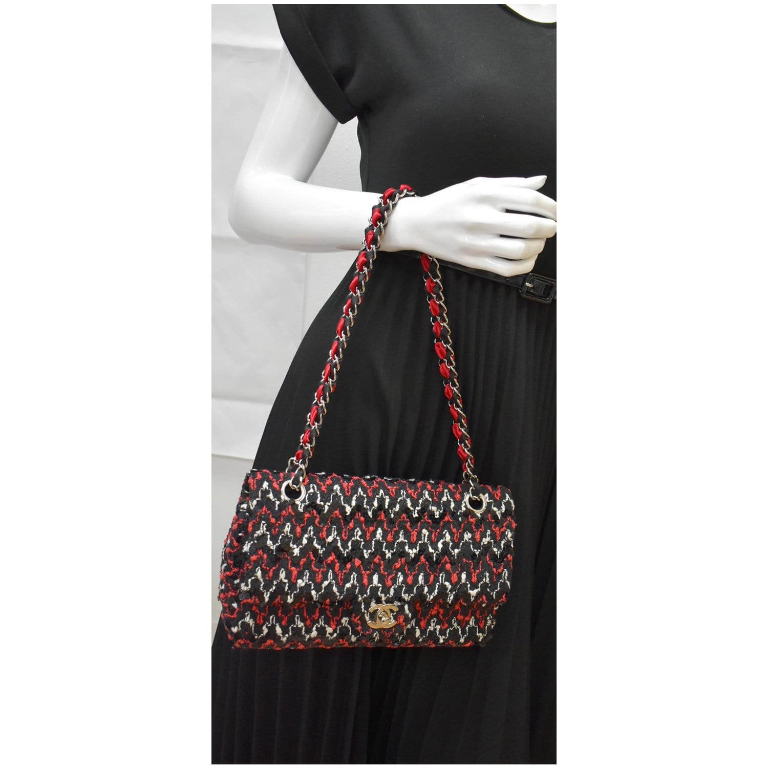Chanel 19 Tweed Bag  Chanel handbags classic, Tweed bag, Bags