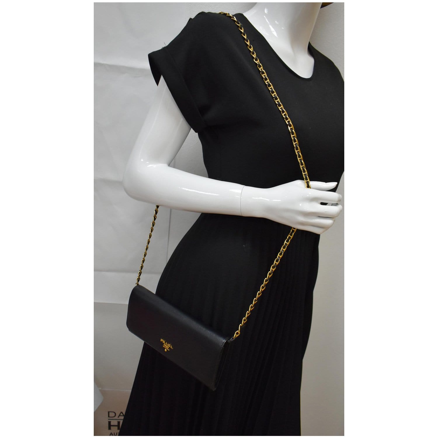 New AUTH. Prada Lux Saffiano Crossbody Shoulder Bag Wallet Clutch