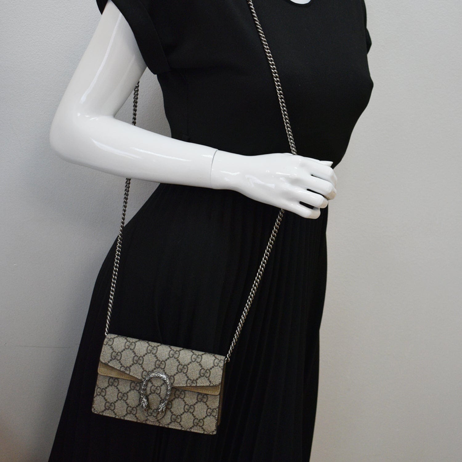Gucci Super Mini Dionysus Bag - Black Mini Bags, Handbags - GUC1284997