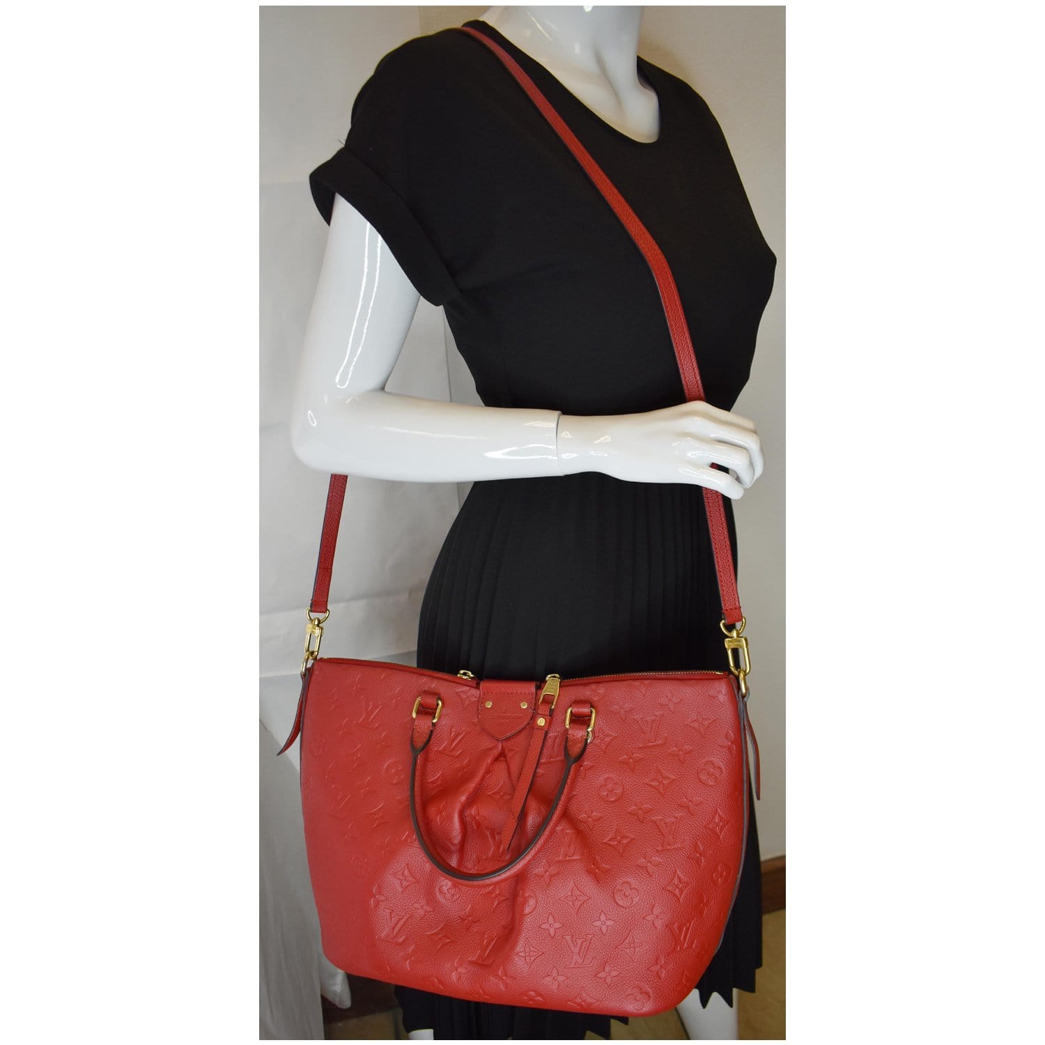 LOUIS VUITTON Marais MM Empreinte Leather Handbag Speedy + Box & Dust  Bag Red