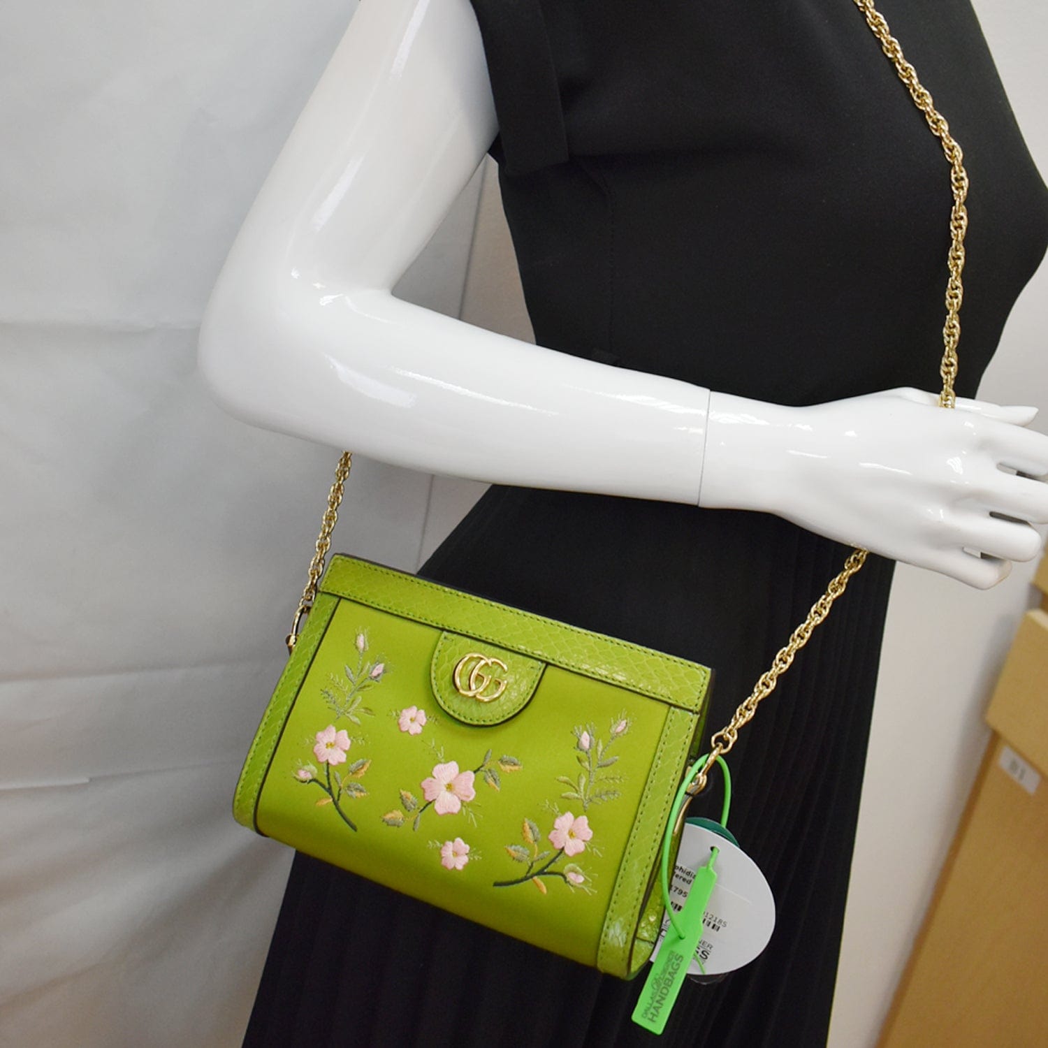 Gucci Green Handbags