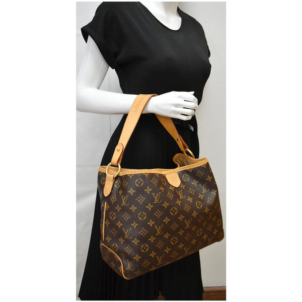 LOUIS VUITTON Delightful MM Monogram Canvas Hobo Bag Brown