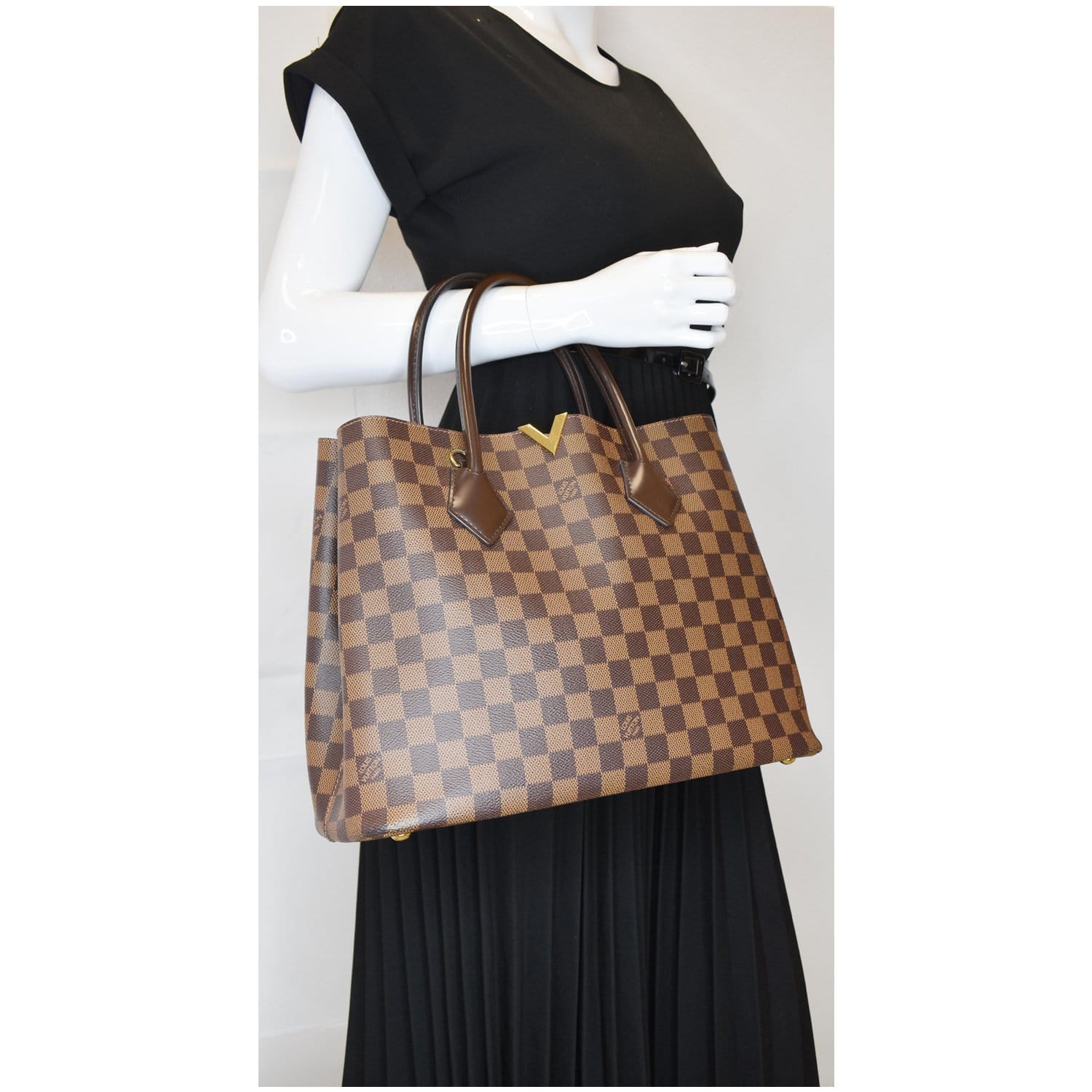 Authentic Louis Vuitton Damier Ebene Kensington Tote/Shoulder Bag