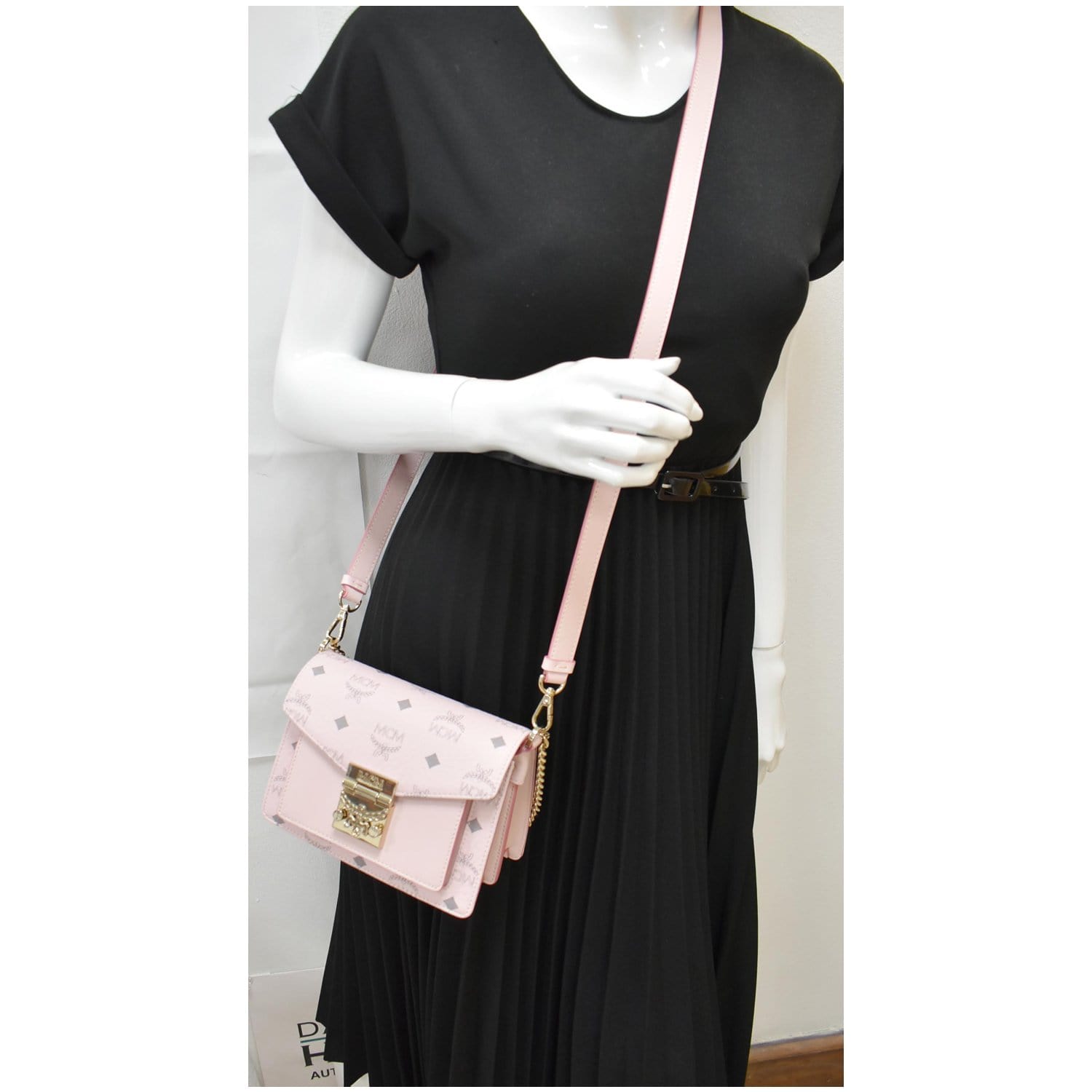 $995 Mcm Patricia Sugar Pink Small Leather Crossbody Shoulder Bag  Mwr9apa16qs001