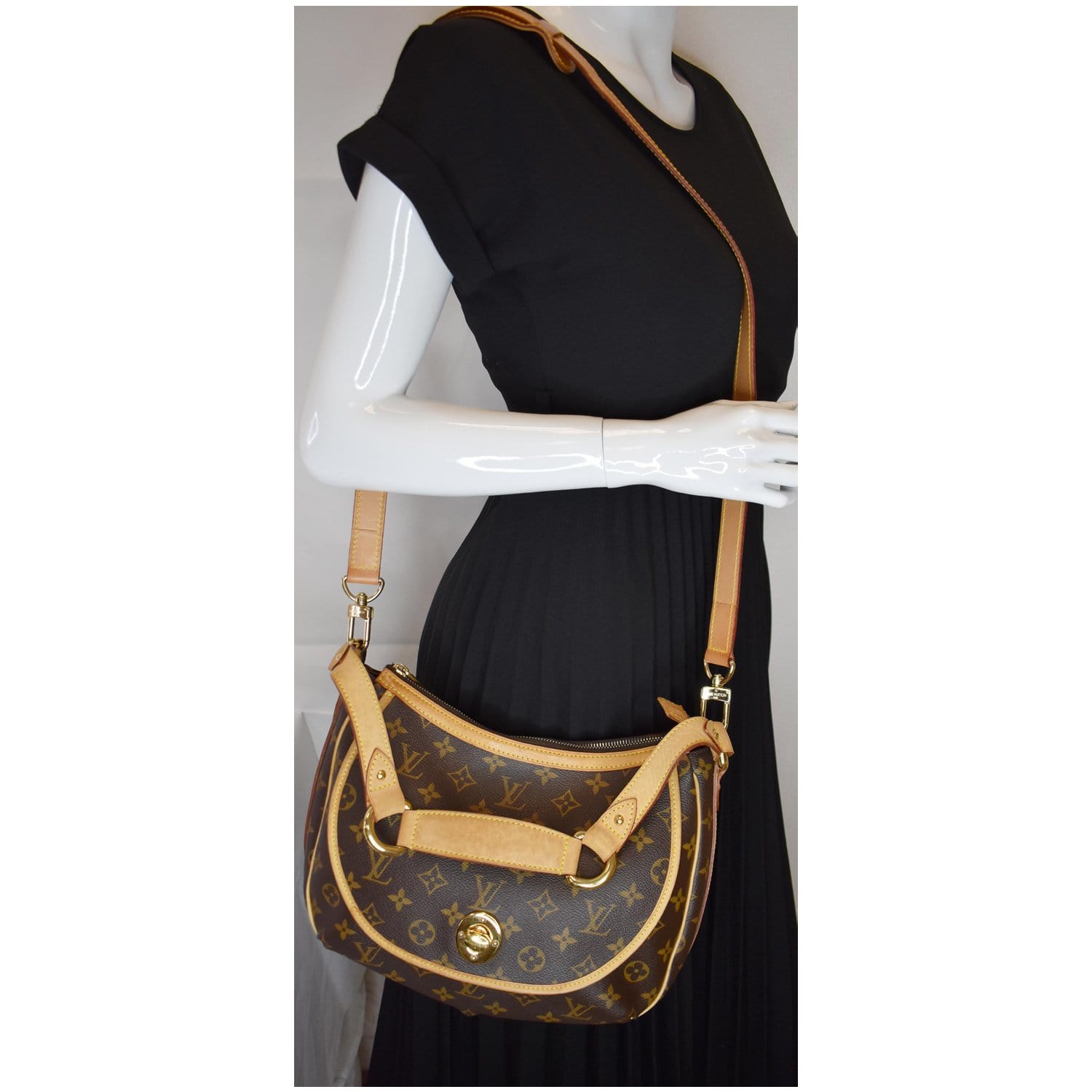 Louis Vuitton, Bags, Louis Vuitton Tolum Gm Shoulder Bag Monogram Leather  Brown France M4075 97ga077